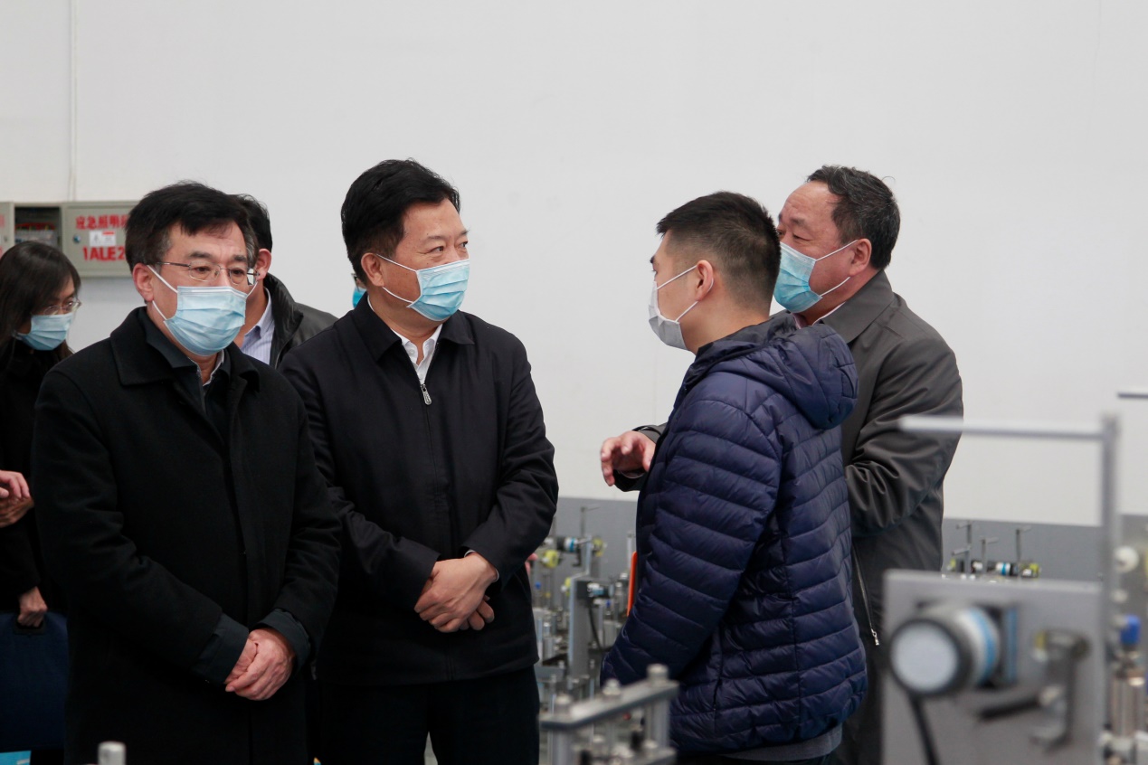 说明: C:Users	jjAppDataLocalTempWeChat Filesc8d0d210dd3893a2bc75917cc6bcdd.jpg